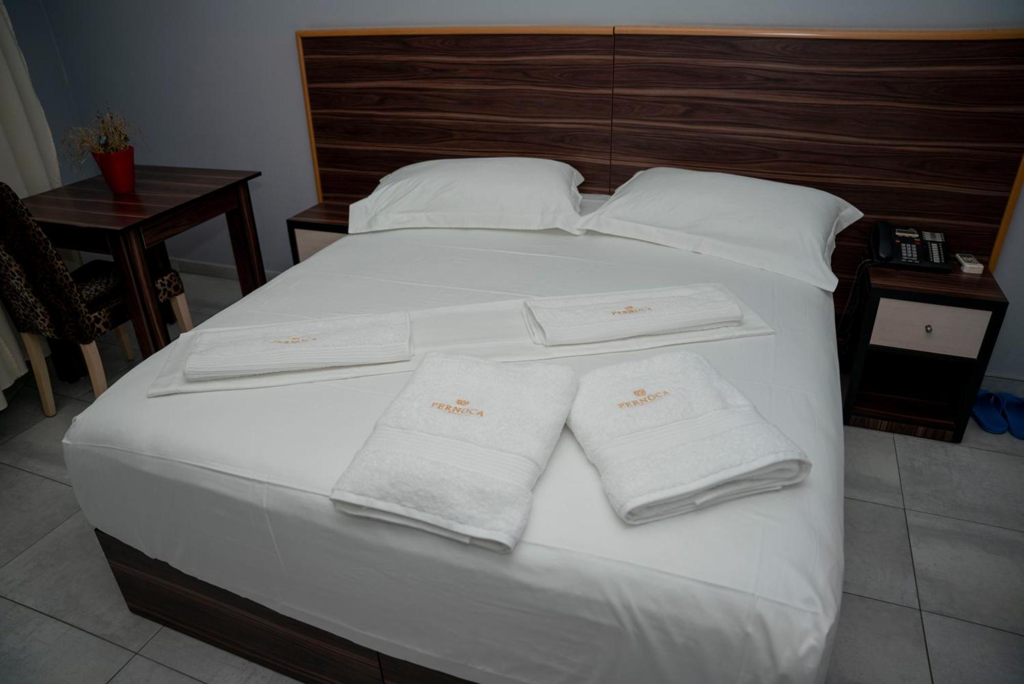 Hotel Pernoca Durrës Eksteriør bilde