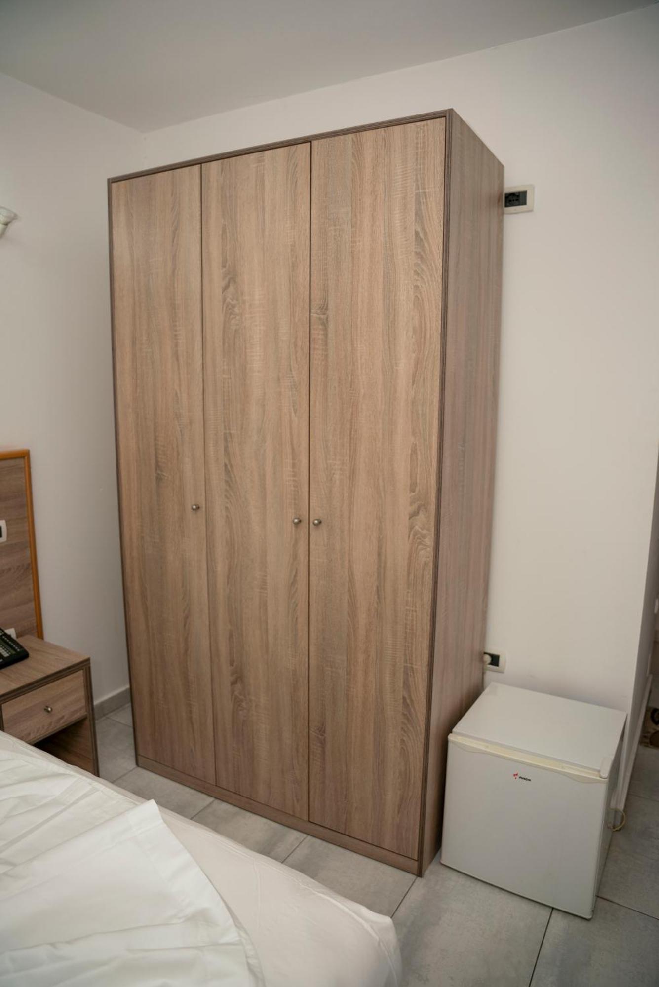 Hotel Pernoca Durrës Eksteriør bilde