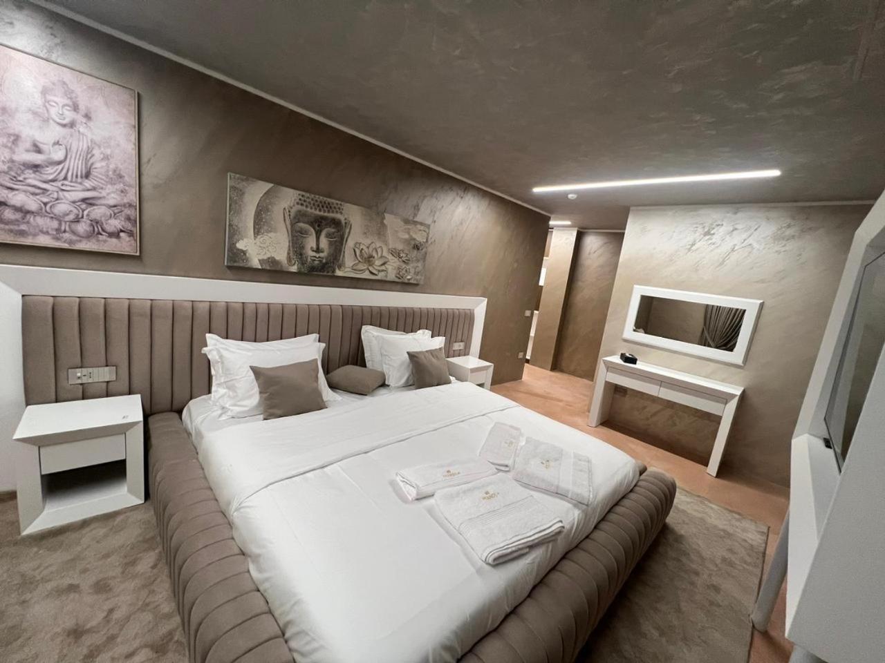 Hotel Pernoca Durrës Eksteriør bilde